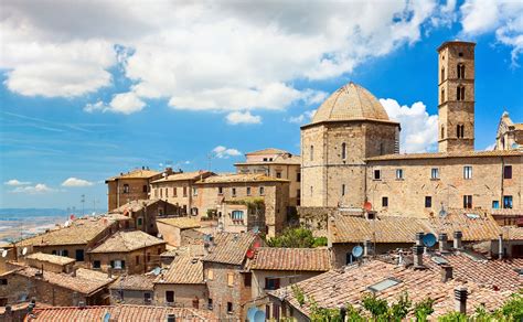 Walking Tour Volterra Rome And Italy Tourist Service Magic Hills