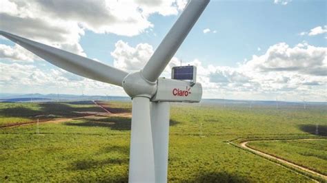 Claro inaugura aerogerador no Conjunto Eólico Campo Largo 2 da ENGIE