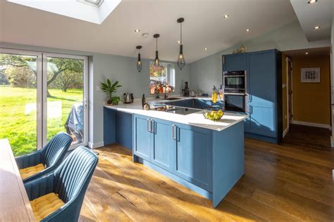 Skip Julie A Bold Blue Kitchen Extension Smile Kitchens