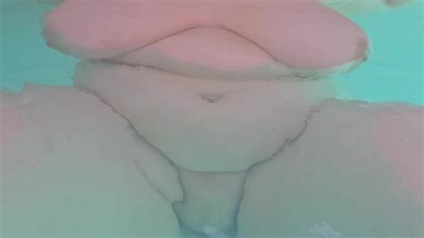 BBW Pooltime Skinny Dip Pornhub