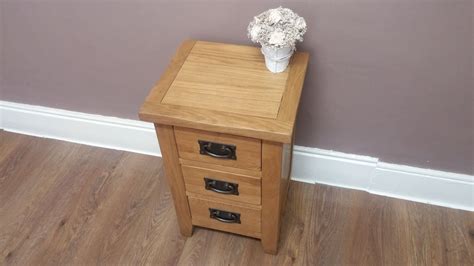 Aldbury Oak 3 Drawer Bedside Table Pome