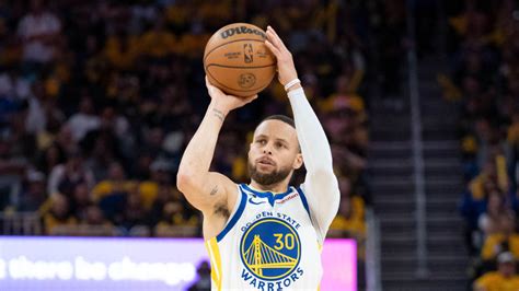 Steph Curry Still Leads NBA Playoffs in Impressive Category | Yardbarker