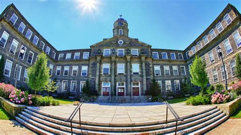 Dalhousie University Reaches Tentative Deal With Faculty Union - Huddle