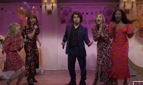 ‘SNL’ Brings Back This Year's Most Viral Skit Just 4 Weeks After Its Debut