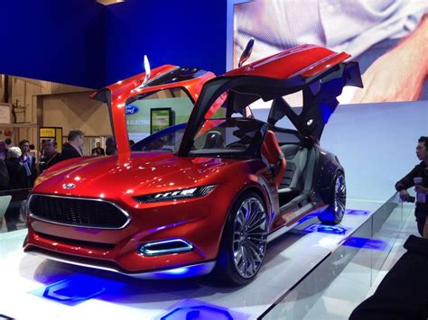 This Is An Amazing Ford Concept Car Shown At Ces Had Two Sets Of Gull Wing Style Doors Ford