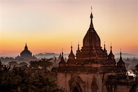 MYANMAR: Cultural Landscapes - LOUIS MONTROSE PHOTOGRAPHY