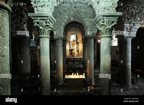 Crypt of the Basilica of Notre-Dame du Port Stock Photo - Alamy