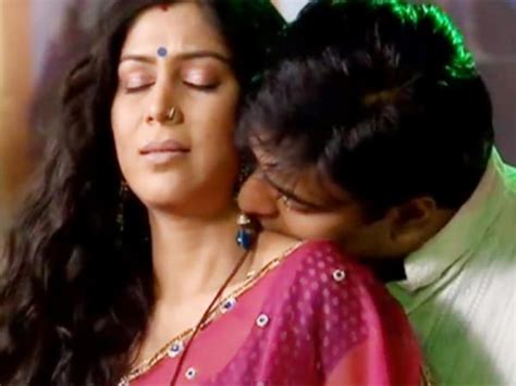 Ram Kapoor Smooch Scene Sakshi Tanwar Bade Acche Lagte Hain Pictures Filmibeat