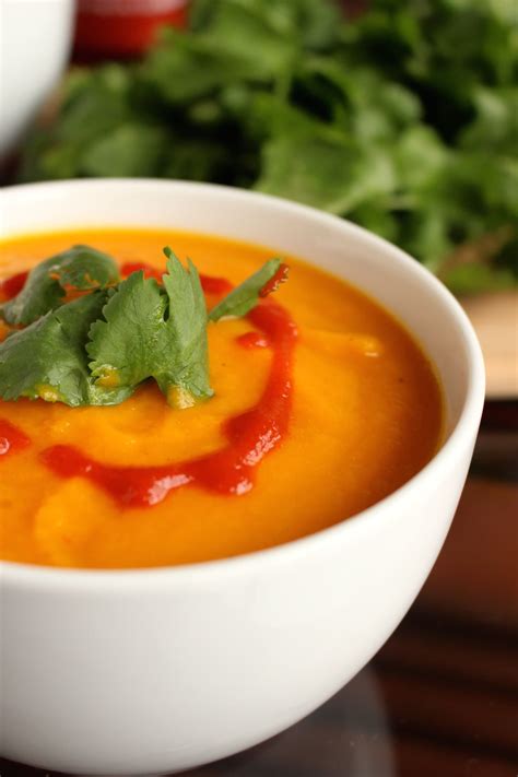 Spicy Thai Carrot Soup