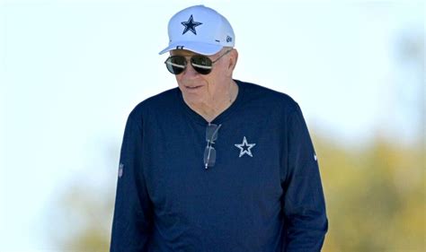 Dallas Cowboys owner Jerry Jones sends stark warning to Philadelphia ...