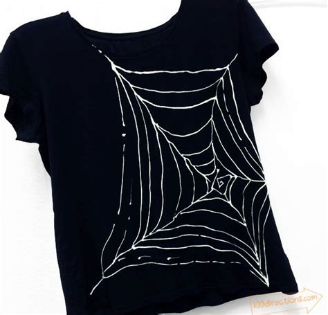 Easy Diy Spiderweb T Shirt Diy Halloween Shirts Halloween Diy Outfit