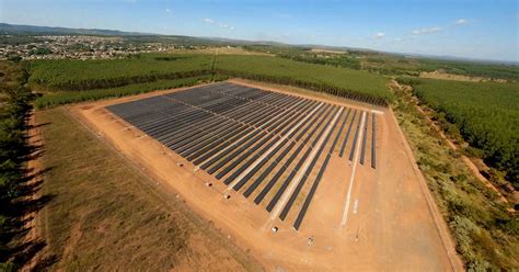 Parques de energia solar serão instalados em 10 cidades de MG