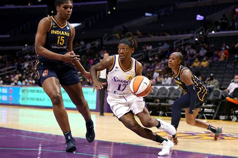 Los Angeles Vs Indiana Wnba Final Score Sparks Win Back And Forth