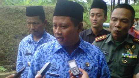 Bupati Tasikmalaya Bantah Singaparna Kota Terkotor Tribunjabar Id