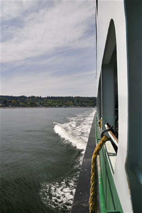 Clinton-Mukilteo Ferry Washington State Ferries, Leaving Whidbey Island ...