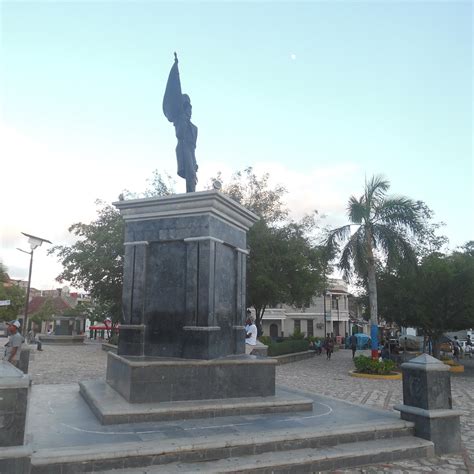 Jean-Jacques Dessalines Statue (Cap-Haitien) - All You Need to Know ...