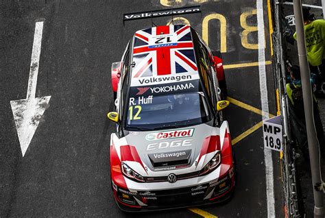 Rob Huff Leads The Field In Macau Free Practice Tcr Hub