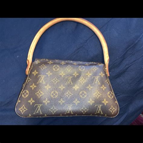 Louis Vuitton Bags Authentic Louis Vuitton Purse Rarely Used Poshmark