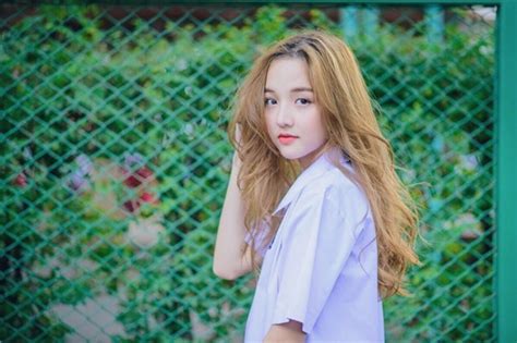 Vẻ đẹp hút hồn của Hot girl Thái Lan sinh năm 1999