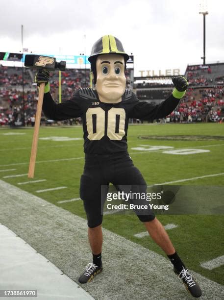 387 Purdue Pete Photos & High Res Pictures - Getty Images