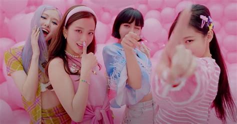 Blackpink Light Up The Sky Moviezine