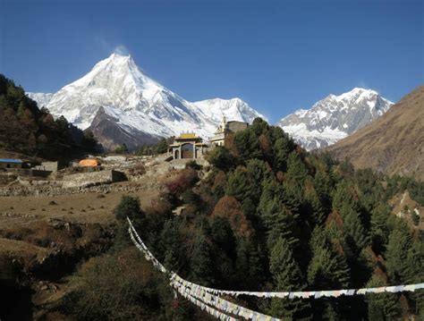 Manaslu Circuit Luxury Trekking