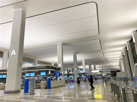 New York And New Jersey Airport Passenger Volumes Surpass Pre-Pandemic