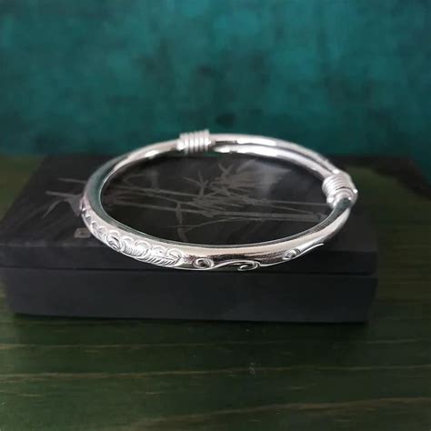 Engraved Silver Bangle | FULL-SILVER