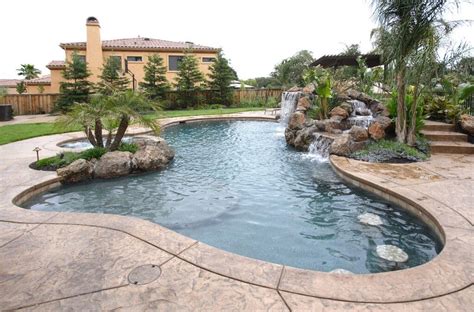 The Role of Landscaping in Pool Renovation - Splash Pools Inc.