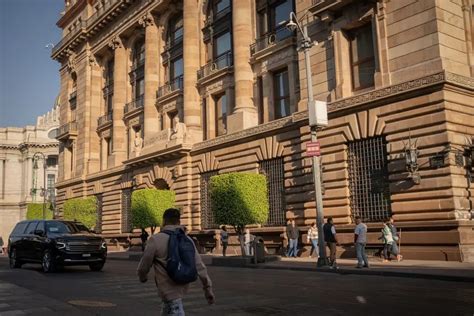 Bancos están bien posicionados frente a recorte de tasas de Banxico S