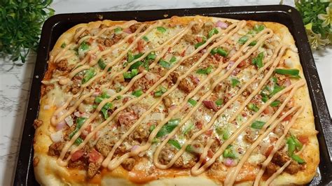 Chicken Tikka Pizza How To Make Pizza At Home Pizza Recipe Homemade Pizza Minahil Dar Youtube