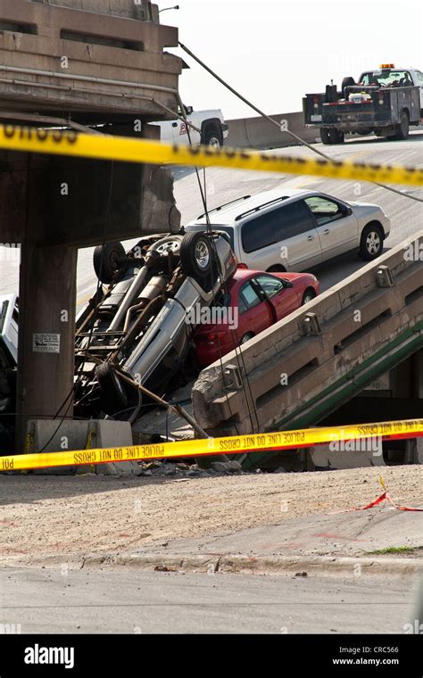 35W Bridge Collapse in Minneapolis Minnesota, August of 2007 Stock ...