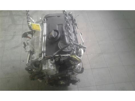 Engine Volkswagen Touran Tdi V Azv