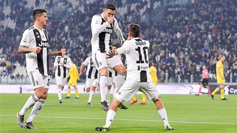 Paulo Dybala Cristiano Ronaldo Celebrate The Portuguese S Goal As