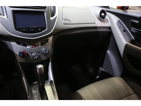 2016 Chevrolet Trax: 78 Interior Photos | U.S. News