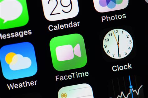 Update To Ios 12 1 4 To Re Enable Group Facetime Techcrunch