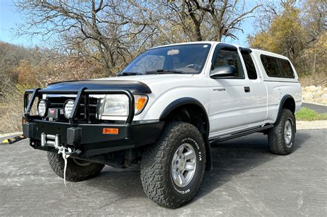 2000 Toyota Tacoma SR5 Xtracab 4x4 5 Speed For Sale On BaT Auctions