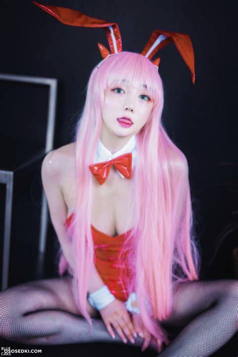 Zero Two Darling In The Franxx Yeeun Naked Cosplay Asian Photos