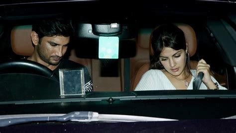 Photo Gallery: Sushant Singh Rajput and Rhea Chakraborty clicked on a ...