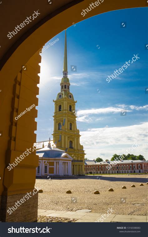 Fortezza Di Pietro E Paolo Images Stock Photos Vectors Shutterstock