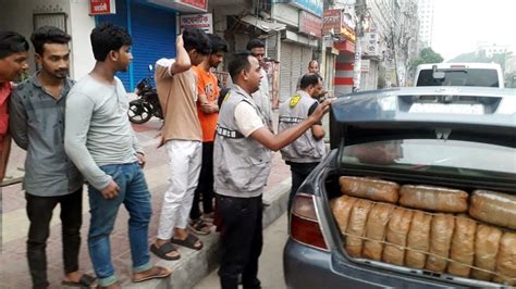 ১০০ কেজি গাঁজা ও ২০০ বোতল ফেন্সিডিলসহ দুইজনকে গ্রেফতার করেছে ডিএমপি