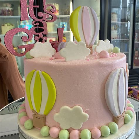Pastel Buttercream Hot Air Balloon Cake Miss Cake