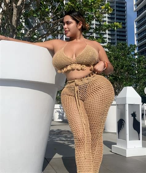 Busty Mexican Plus Size Latina Imedia