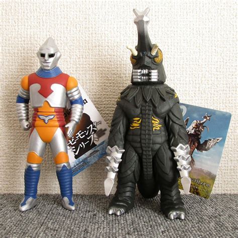 Godzilla Megalon Jet Jaguar Movie Monster Series Figure By Bandai Japan