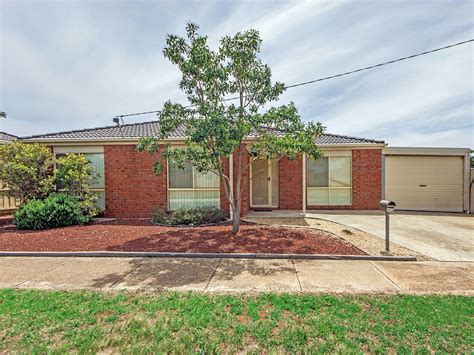 Property 118912395, Rockbank, Vic 3335 - Property Details