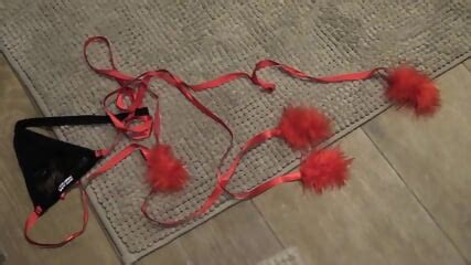 Une Blonde Avale Le Sperme De Son Homme