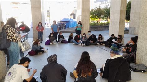 final point court  justice source authors photo