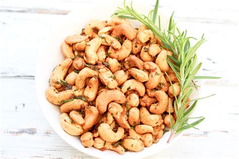 Rosemary Cashews ~ Spicy and Sweet ~ This Wife Cooks™