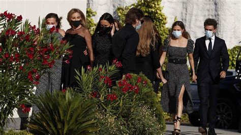 Cómo elegir la ropa para un funeral Asistencia Funeraria