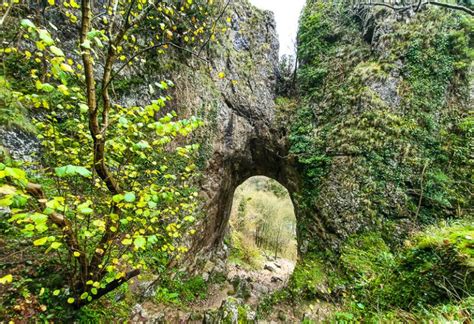 7 Cool Caves In The Peak District You Can Visit For Free Peak